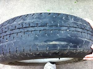 Click image for larger version

Name:	Worn tire 2.jpg
Views:	95
Size:	549.4 KB
ID:	7745
